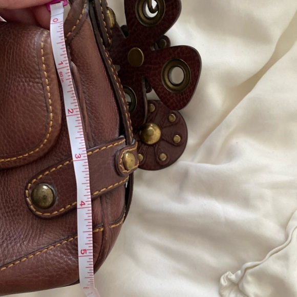 Isabelle Fiore Brown Purse with Charm - Picture 12 of 13